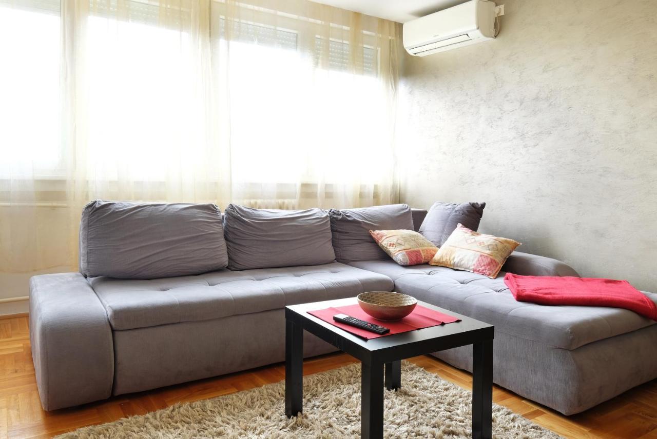 Big Blue Apartment - Belgrado Esterno foto
